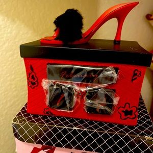 New in box red heel perpetual calendar